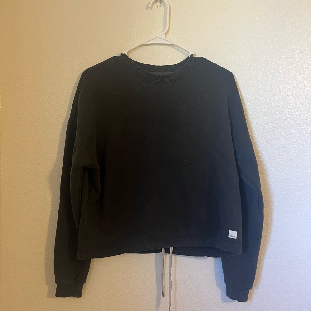Vuori sweatshirt